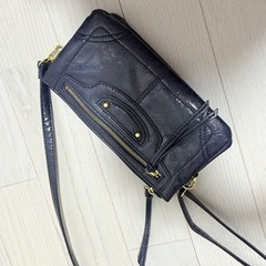 ショルダーバッグの画像