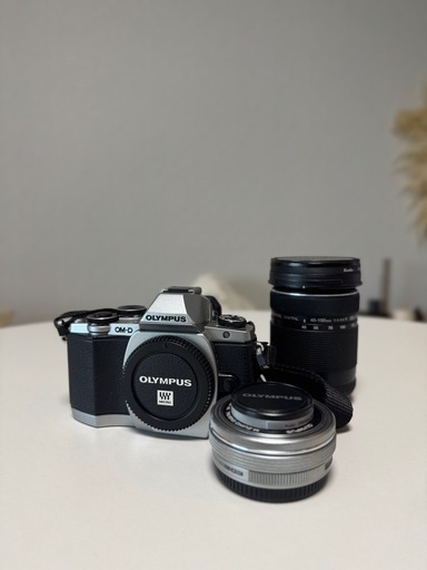 【値下･デジタル一眼】OLYMPUS OM-D EM-10