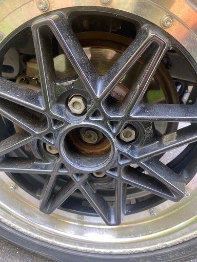 エクイップ？旧車ホイルレア