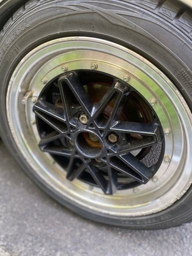 エクイップ？旧車ホイルレア
