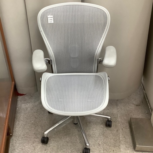 アーロンチェア Herman miller