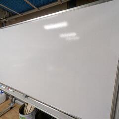 【引取り限定】UCHIDA ホワイトボード キャスター脚付きの画像