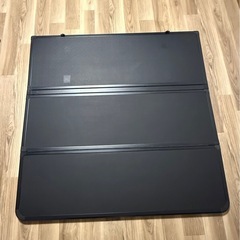 トノカバー　ハイラックスの画像