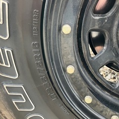 値下げ  中古　バリ山 A/Tタイヤ　285 75 16 の画像