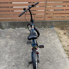 折りたたみ自転車の画像