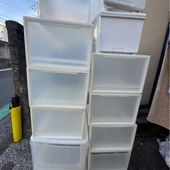 ０円　　お話し中
衣装ケース　収納ケース　引き出し