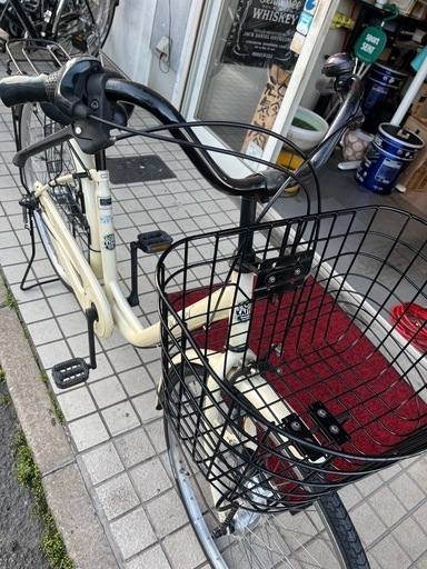 26インチ　ベージュのママチャリ　フル装備