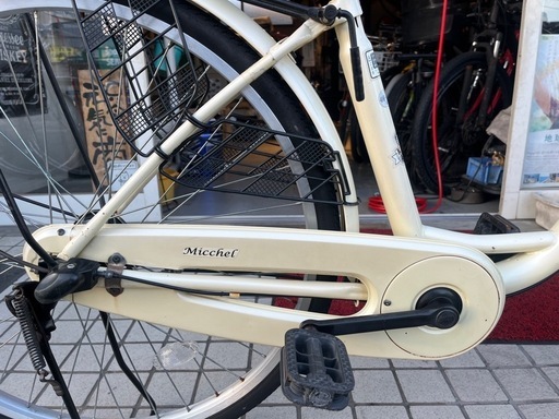 26インチ　ベージュのママチャリ　フル装備