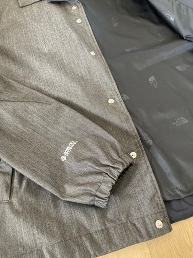 【ノースフェイス】ほぼ未使用品　デニムジャケット GTX コーチジャケット ブラック　Ｓサイズ?