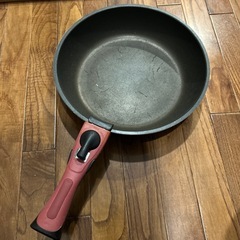 取っ手が取れるフライパン
