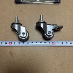 ネジ式 キャスター M6ネジ ブレーキ付き 4個セット  静音  1インチ TPEゴム輪  交換用キャスターの画像