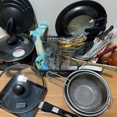 【受け渡し決定済】食器、カトラリー、お鍋など差し上げます