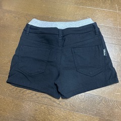 ブラック　ショーパン　150 キッズ　ストレッチパンツ　黒パンの画像
