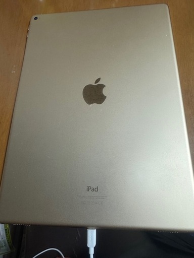 受け渡し完了しました。
iPad pro (12.9inch)
