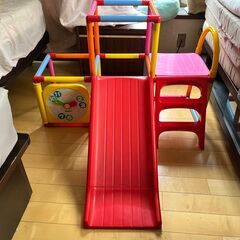 ハローキティ 滑り台付きジャングルジム