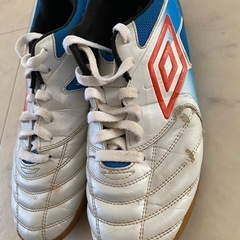 アンブロ　UMBRO 　フットサル　シューズ　中古　27.0の画像