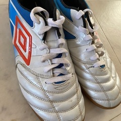 アンブロ　UMBRO 　フットサル　シューズ　中古　27.0の画像
