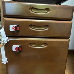 学習机の補助キャビネット