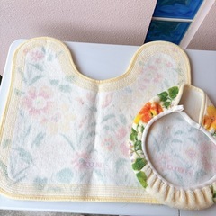 トイレマットセットの画像