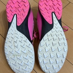 プーマ PUMA  ULTRA サッカーJr.用 トレーニングシューズの画像