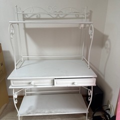 テーブル