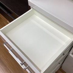 【取りに来られる方限定！！】ニトリ レンジボード ３枚扉 ホワイトの画像