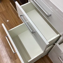 【取りに来られる方限定！！】ニトリ レンジボード ３枚扉 ホワイトの画像