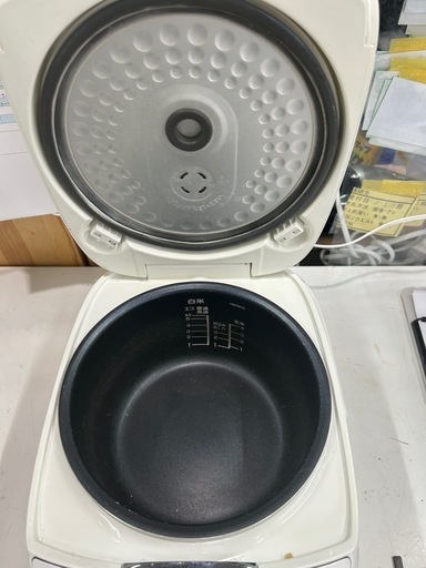 【マイコン炊飯器】【5合】【ヤマダ】クリーニング済　管理番号12704