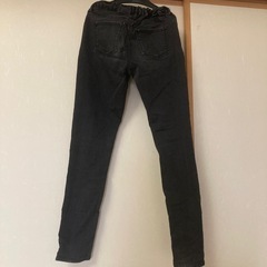 H&Mスキニージーンズの画像