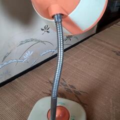 電気スタンドの画像