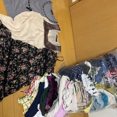 服 まとめて  30着以上の画像