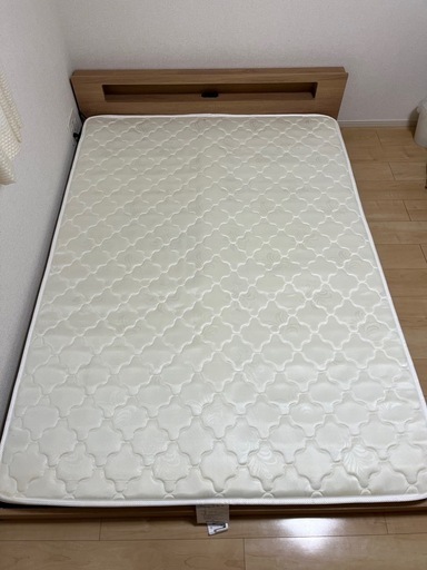 ダブルベッド【決まりました】