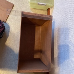 木箱の画像