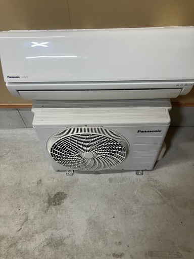 Panasonic 2016年製造 2.2kw (かねぞう大阪本店) ドーム前の季節