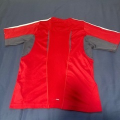 adidas子供服の画像