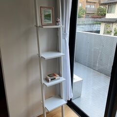 【3,000円】ラダー型本棚（青葉台・5月5日まで）の画像