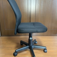 オフィスチェアの画像