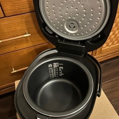 炊飯器5.5号　IRIS OYAMAの画像