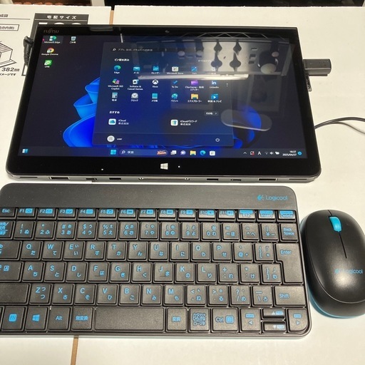 FUJITSUtab pc Windows11core i5SSD美品