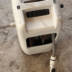 散水ホースリール
