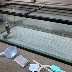 (最終値下げ)1200水槽とプラ舟２1個