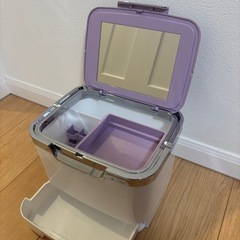 コスメボックスの画像