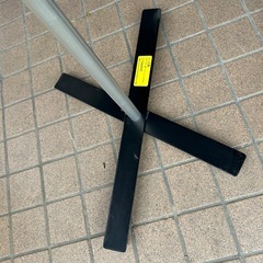 値下げ❗️スクリーンと支え棒セットの画像