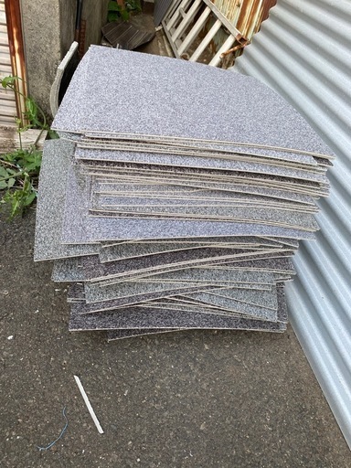 タイルカーペット