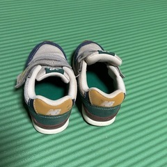 ニューバランス　スニーカー　15.5cmの画像