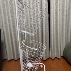 ランドリーラック　ホワイトの画像