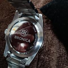 美品、BRONICA腕時計緑色、メード・イン・ジャパン、お洒落、かなりお値打ちにお譲り致します、使用頻度ほとんど無く自宅保管して折りましたの画像