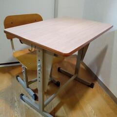机イス　セット　学校用家具ミハラの画像