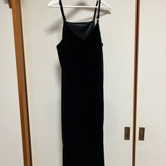 GU ベロアキャミソールワンピース　Mの画像