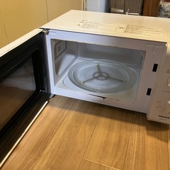 【28日17〜23時に引き取れる方限定】電子レンジ
